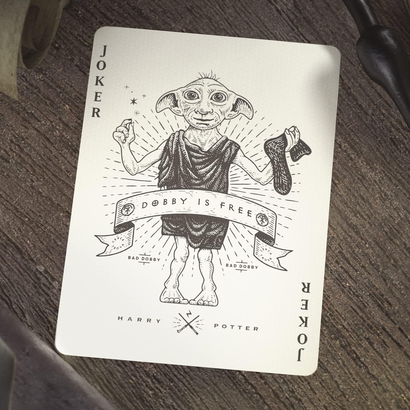Harry Potter Gryffindor Red Foil Playing Cards - Theory11 - Image 9
