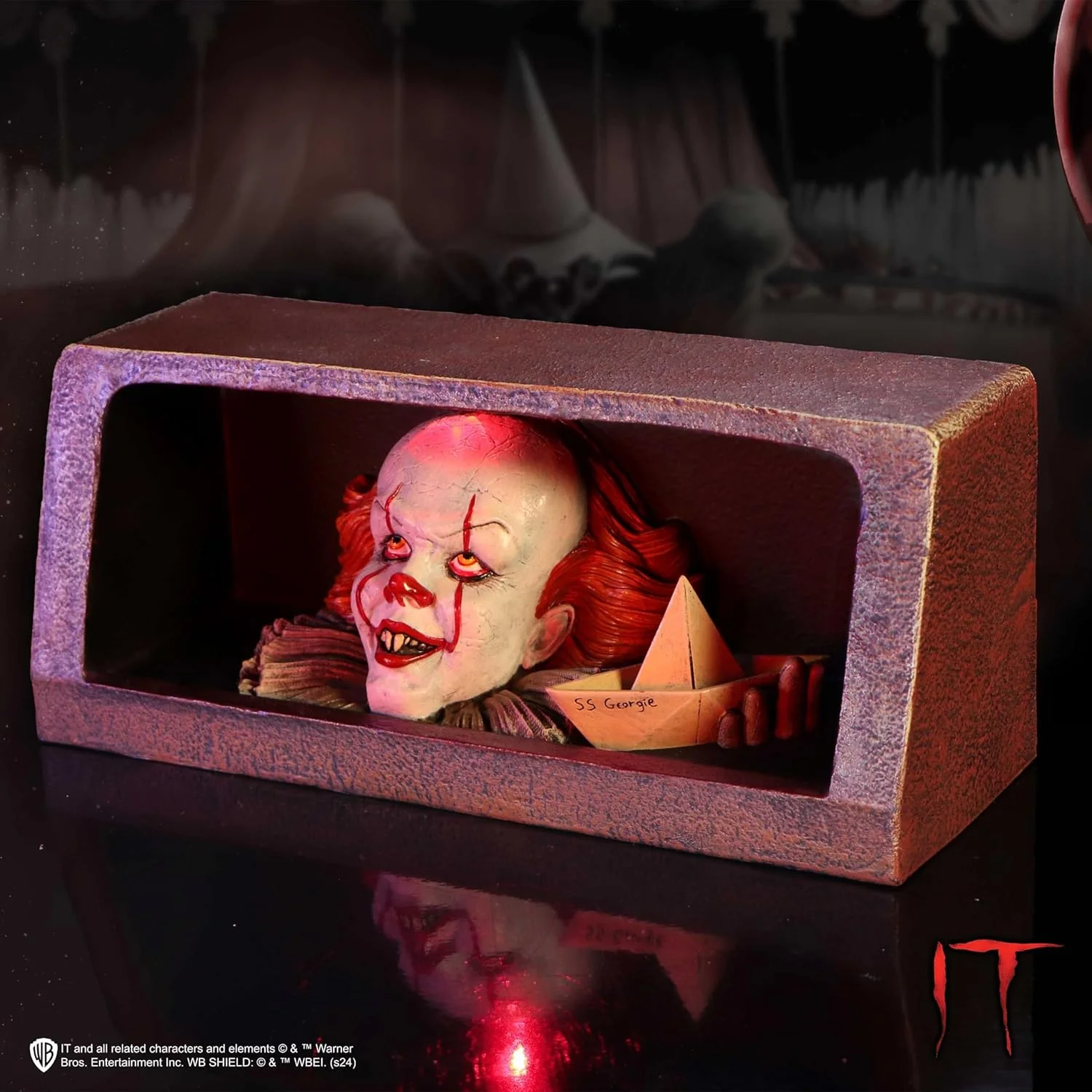 Stephen King's IT Pennywise Drain Resin Clown Sculpture - Nemesis Now - Image 3