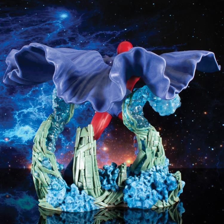 X-Men Magneto Statue Figure - Diamond Select Toys - Marvel Gallery Diorama - Image 5