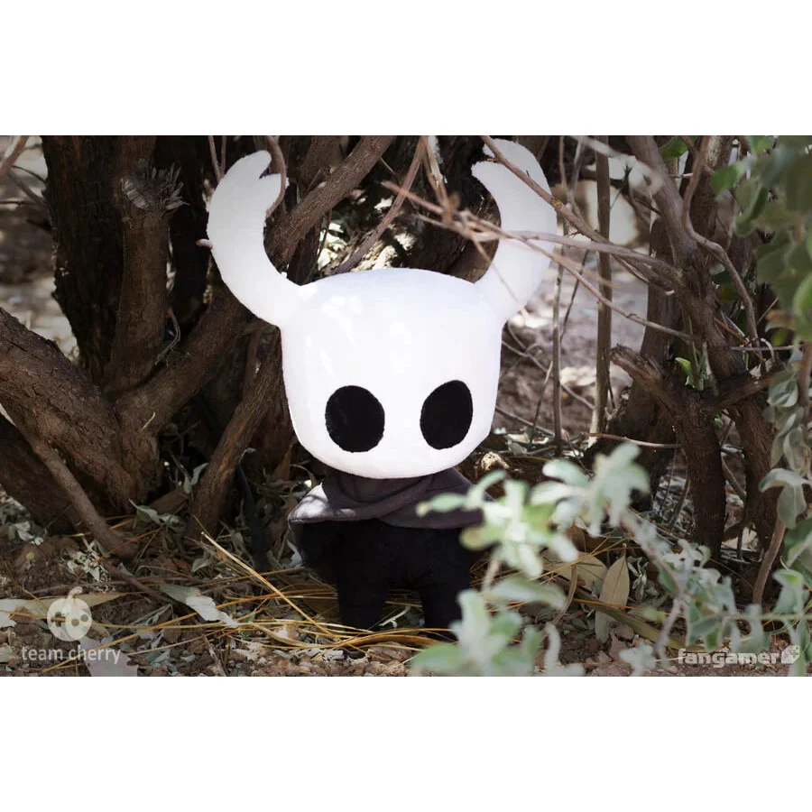 Hollow Knight The Knight 8" Plush - By Saber & Eyes5 - Fangamer - Image 3